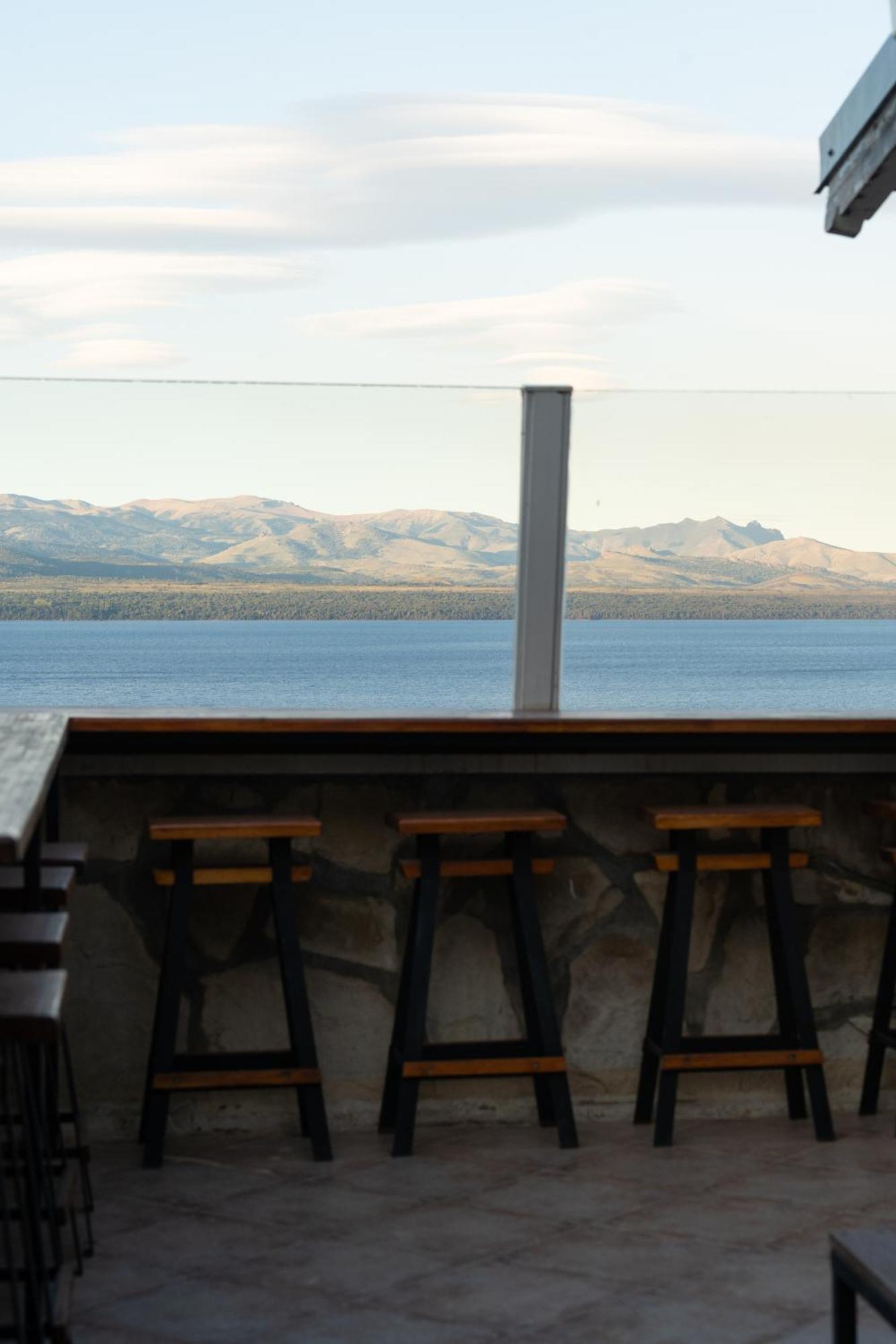 Tangoinn Hostel Downtown San Carlos de Bariloche Exterior photo